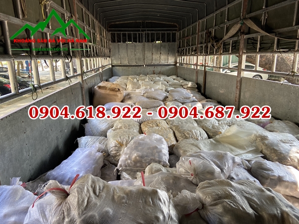 Soi-trang-tri-quan-cafe (101)