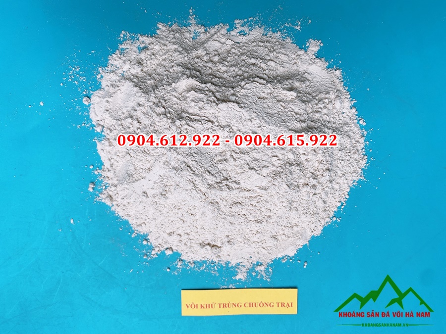 vôi bột khử trùng chuồng trại