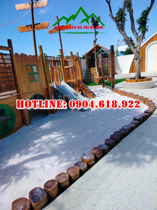 ban-cat-trang-sach-cho-khu-vui-choi-tre-em (2)